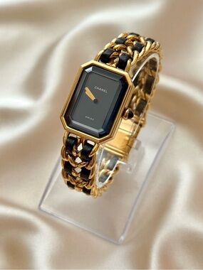 AUTHENTIC VINTAGE CHANEL PREMIERE M WATCH - WITH BOX
